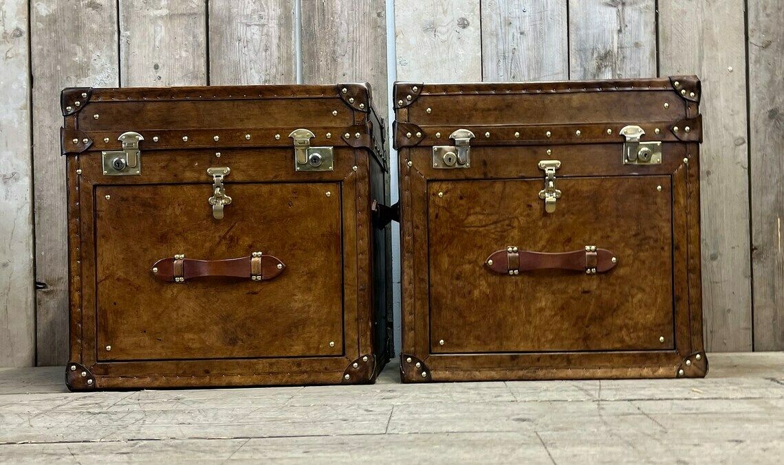 Luxury Nightstands In A English Captain Style Trunk Home Decor Furnishings