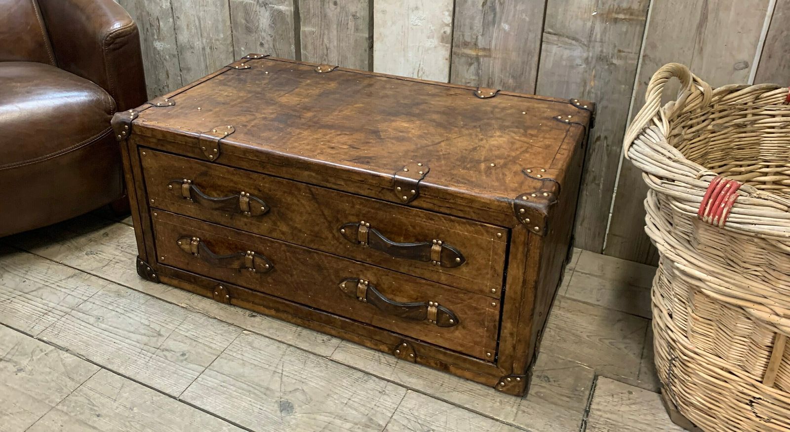 Luxury Coffee Table Trunk , 2 Draw Room Decor , Leather Table photo vintage