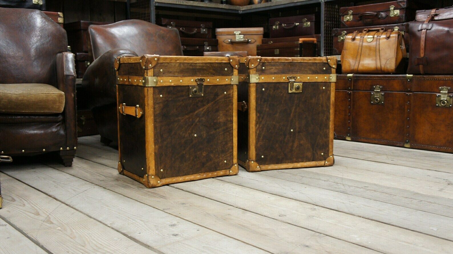 Dark Brown Tan Leather Trimmed Occasional Nightstands Vanities Trunks Chests Home Decor photo vinterior