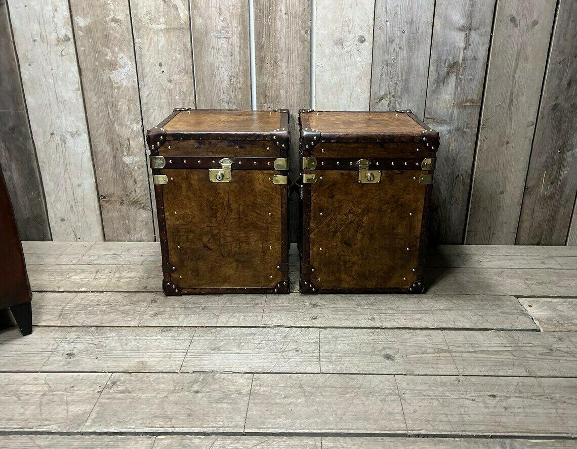 photo furniture Hand Made Hand Dyed English Leather Traditional Travel Trunks Hone Decor End Tables