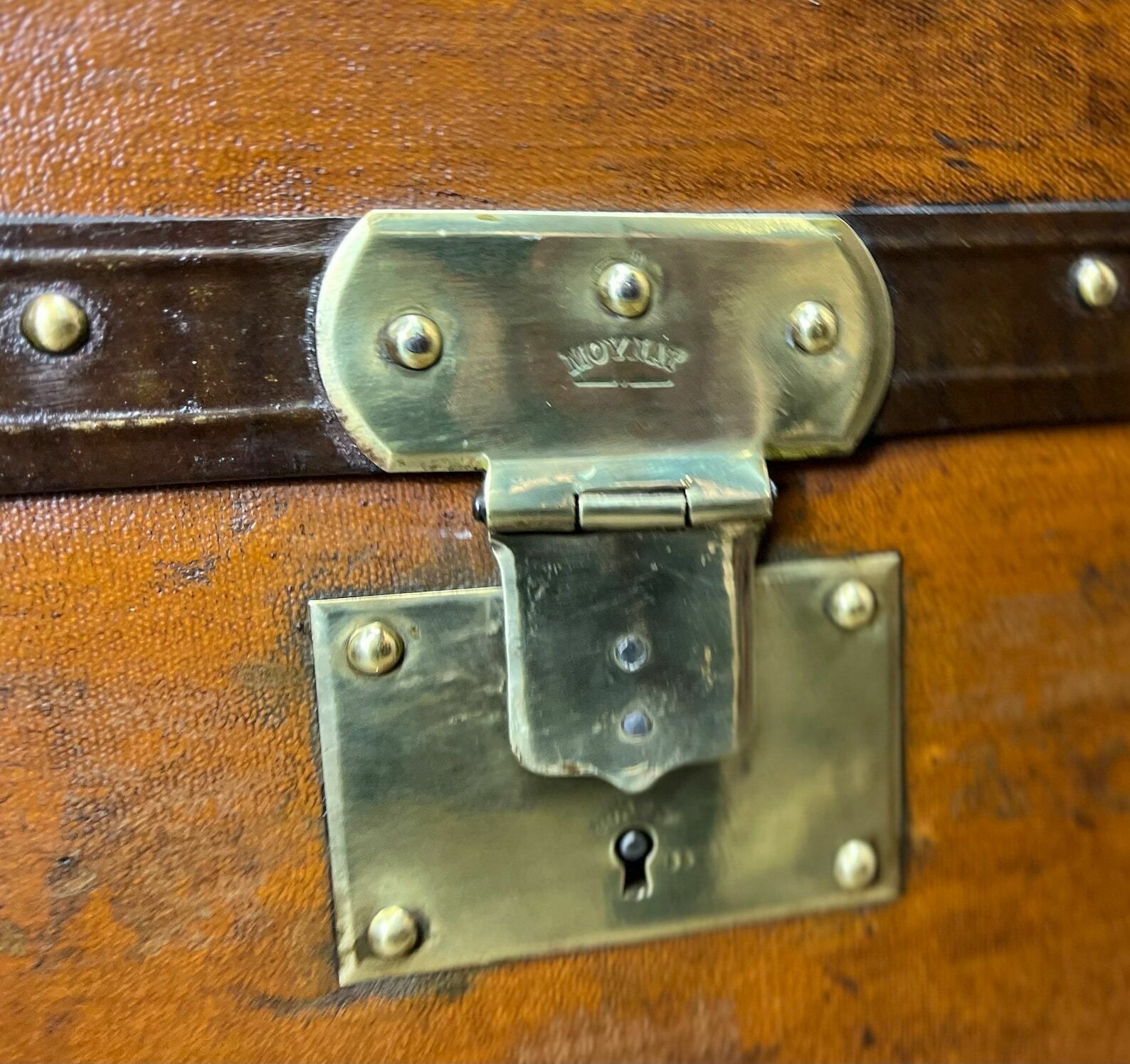 Luxury Moynat Antique Hat Box Travel Trunk Luxury Luggage Travel Intriors photo furniture