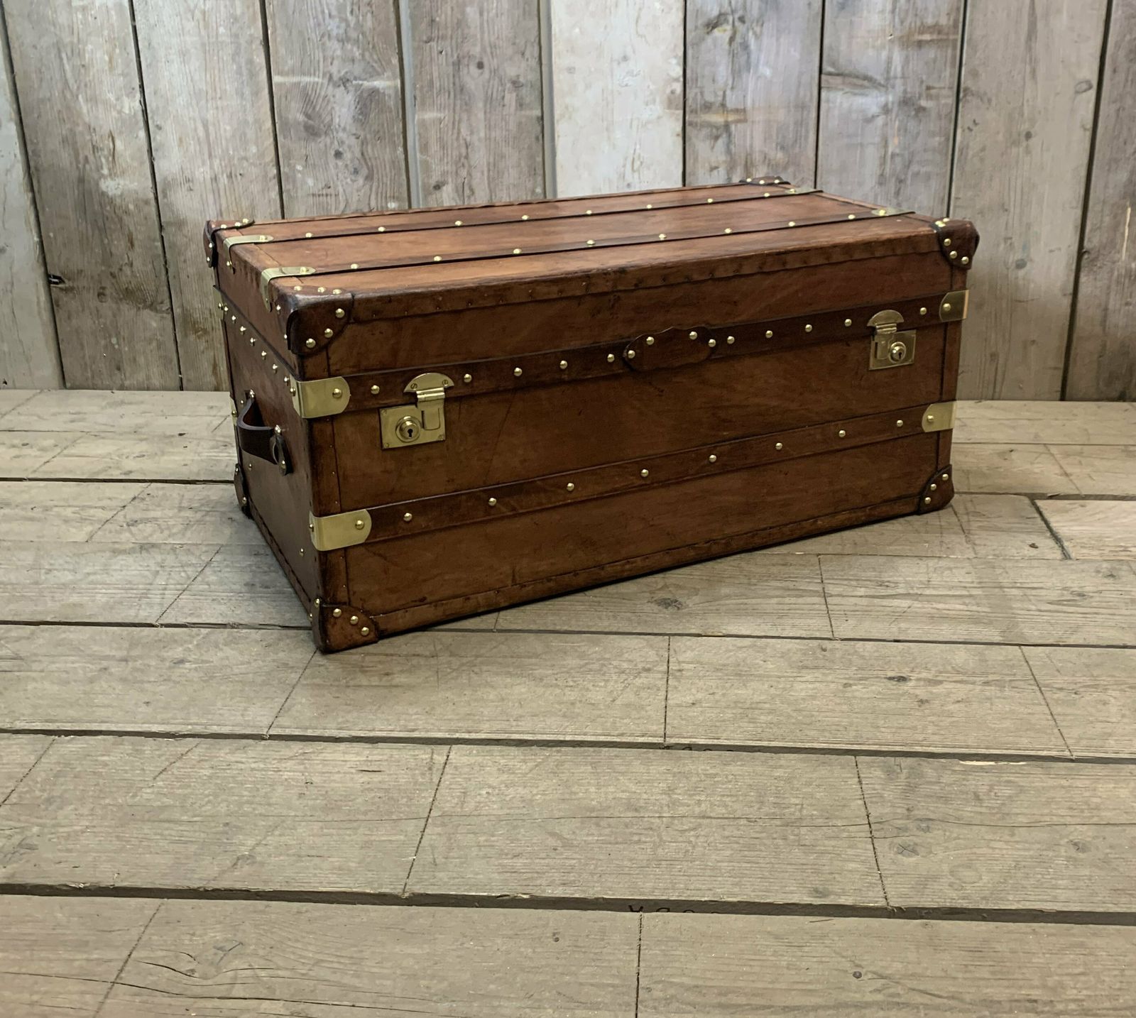 Luxury Vintage Inspired Leather Coffee Table Trunk Home Decor Living Room Furniture photo for sale