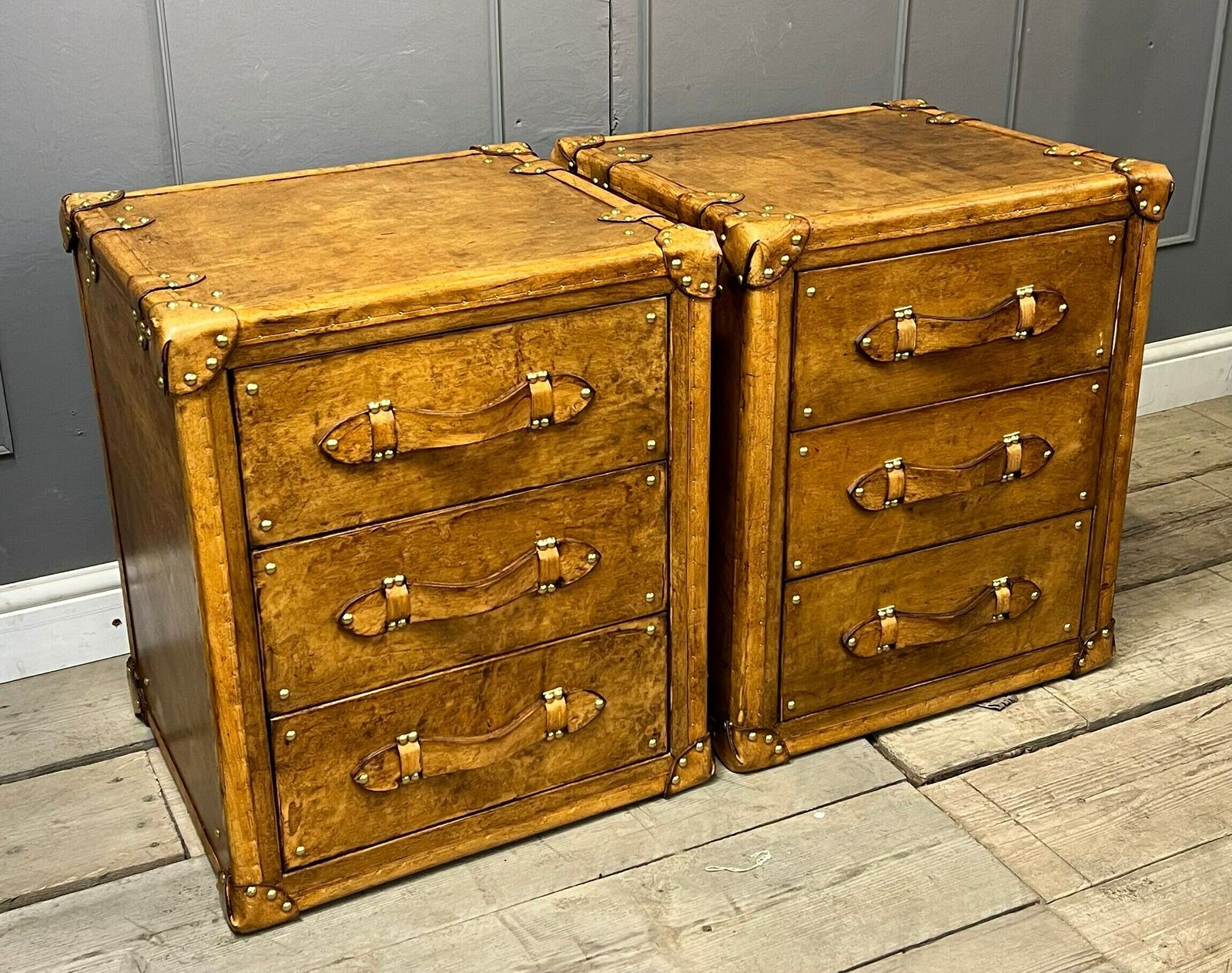Luxury Hand Made Hand Dyed English Tan Leather Occasional End Tables Bedroom Furniture Draws Chests Home Decor photo for sale