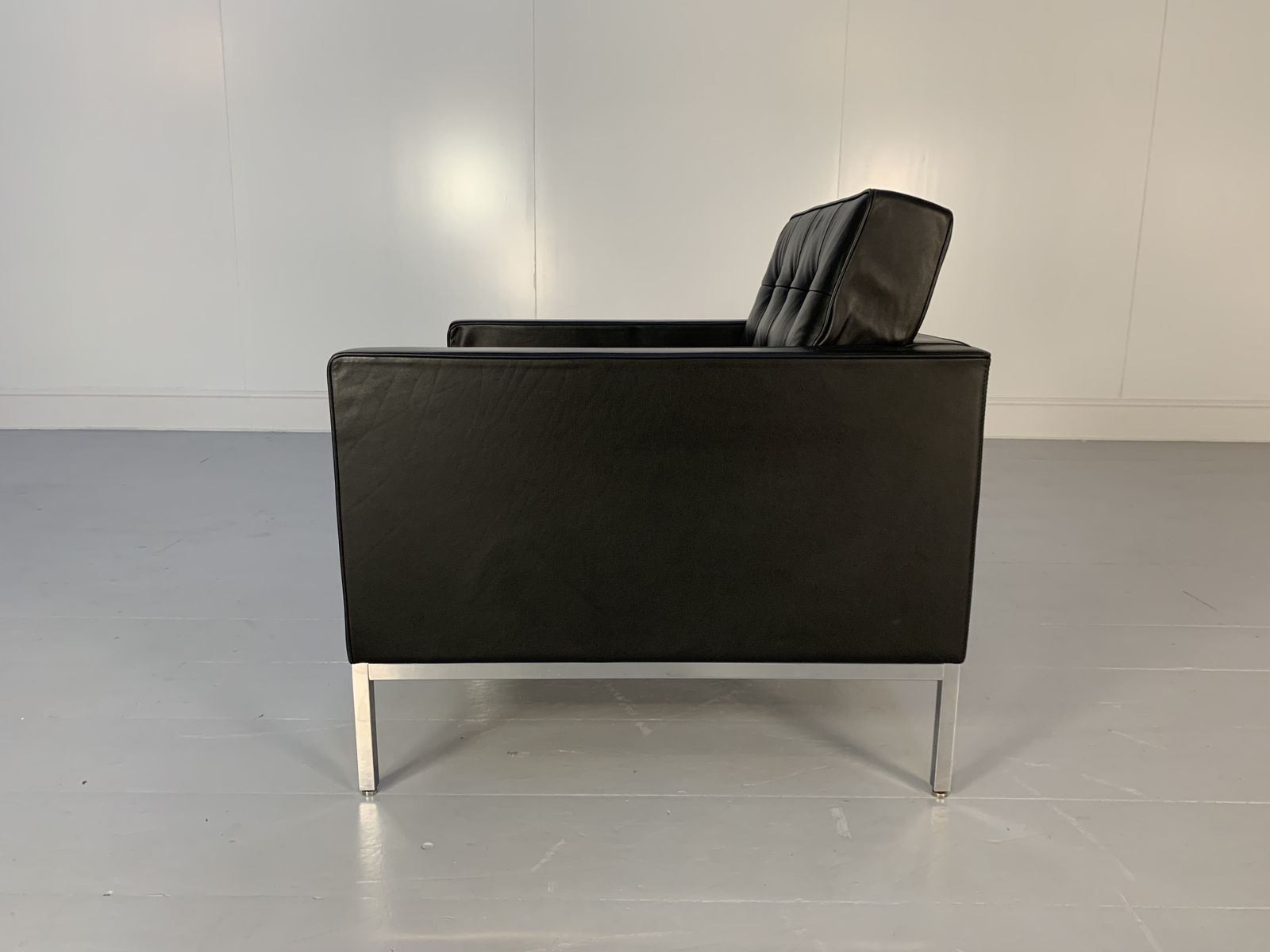 Knoll Studio “Florence Knoll” Lounge Chair Armchair – In Black “Volo” Leather photo Furniture