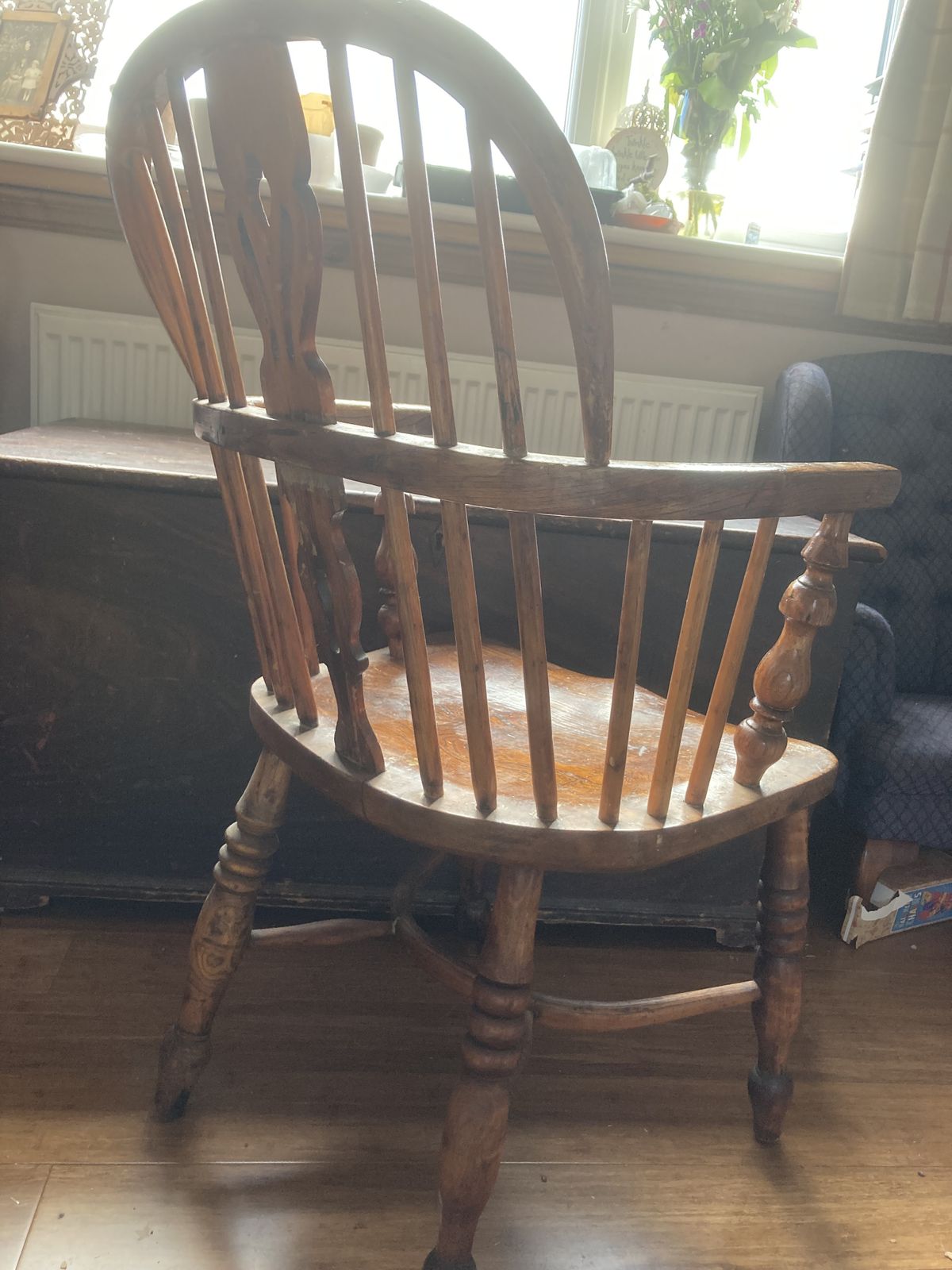 Elm Cow Horn Stretcher Windsor Style Chair photo vinterior