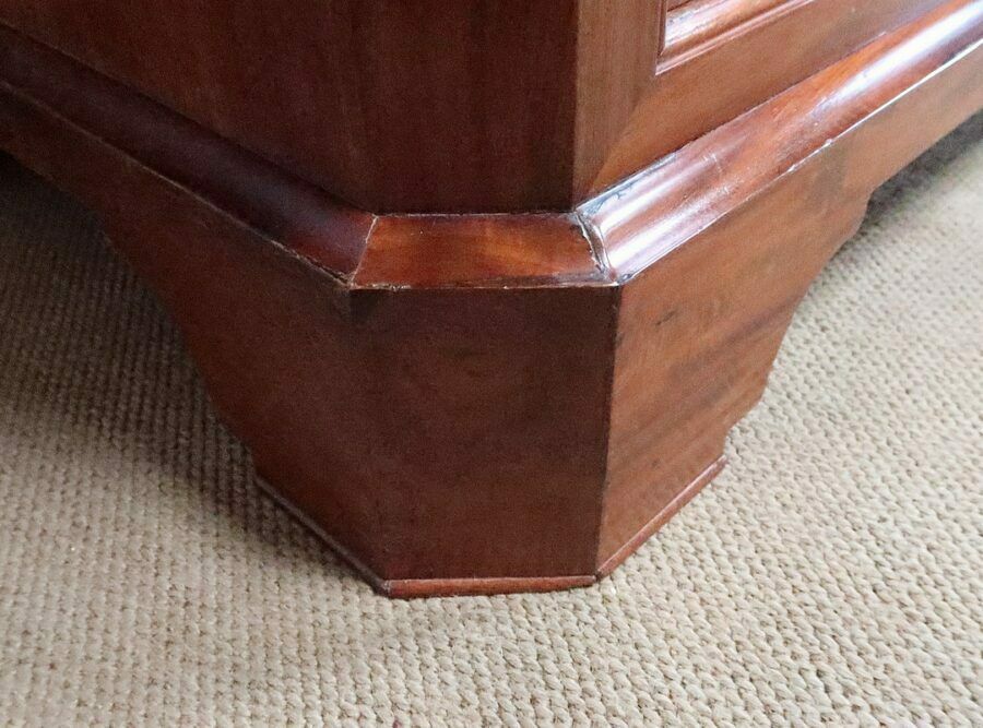photo buy Narrow Mahogany Wardrobe – Late 19th Century