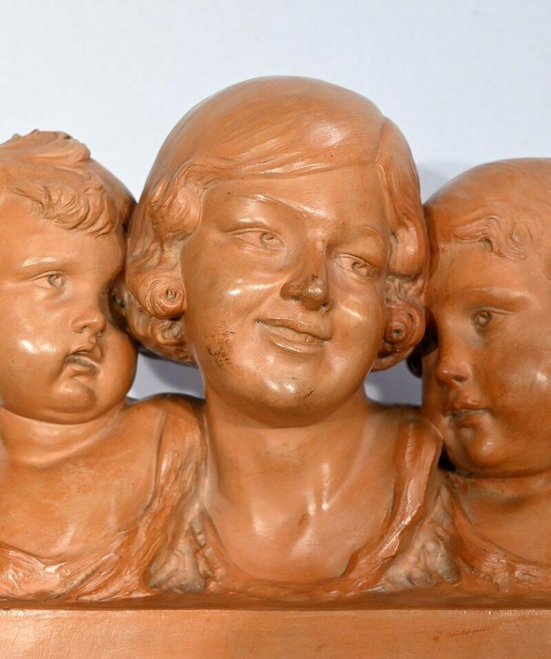 Group In Patinated Terracotta, “Mother And Her Children”, Signed P. Dumont, Art Deco – 1920 photo buy