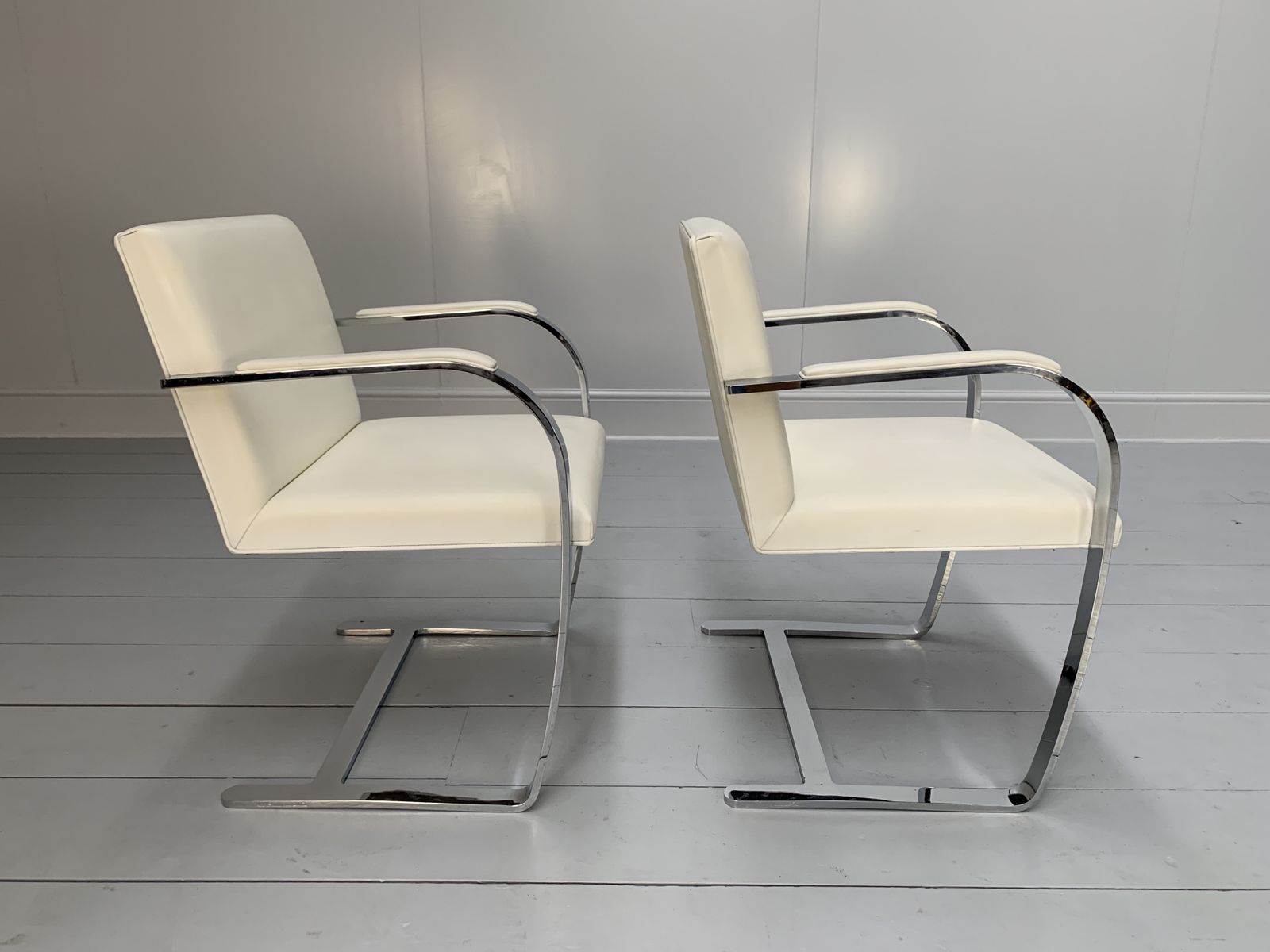 Pair Of Knoll Studio “Brno Flat Bar” Armchairs – In Chrome & White Leather photo 1900.0