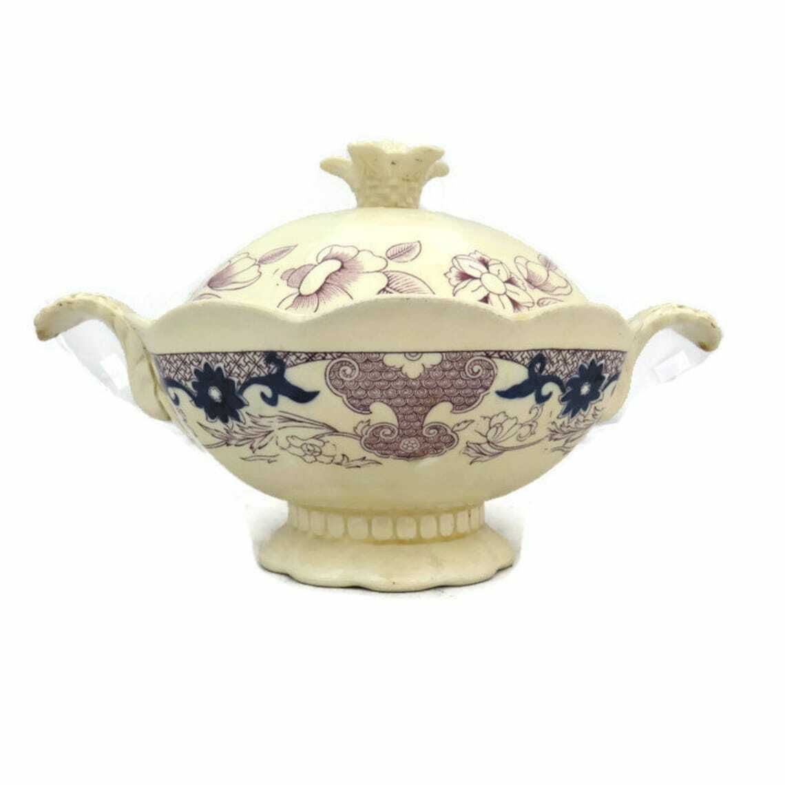 Masons Ironstone Early 20th Century Tureen Lidded With A Floral And Oriental Design USA Patent 76999