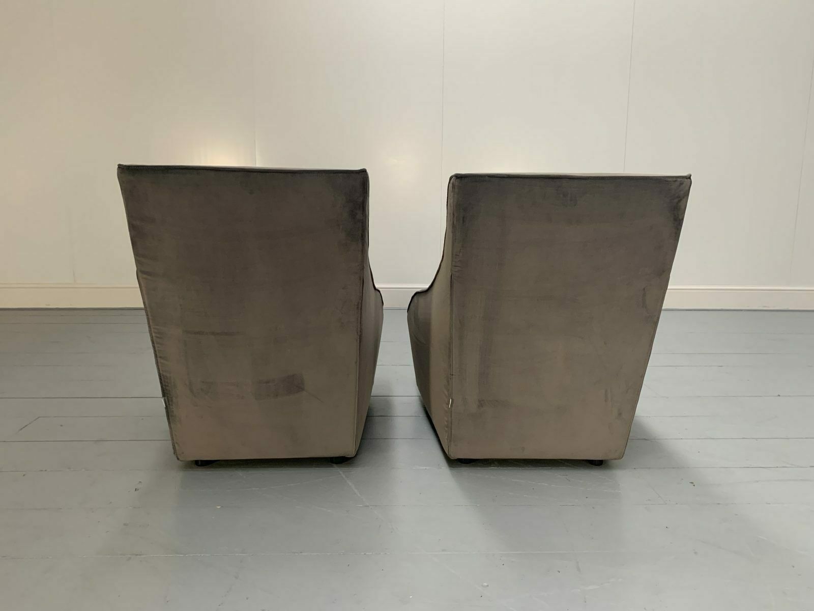 Pair Of Molteni & C “Doda” Armchairs & Ottoman – In Dark Grey Alcantara photo 4400.0