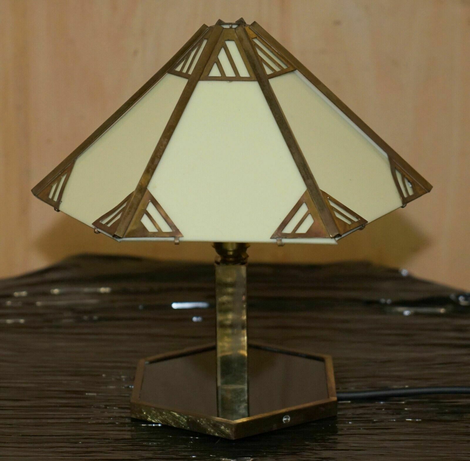 photo vintage Stunning Pair Of Italian Circa 1930's Brass & Lucite Table Lamps Fully Restored