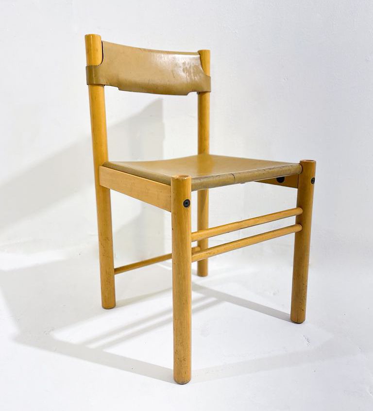 Mid Century Modern Set Of 6 Wood And Leather Chairs photo for sale