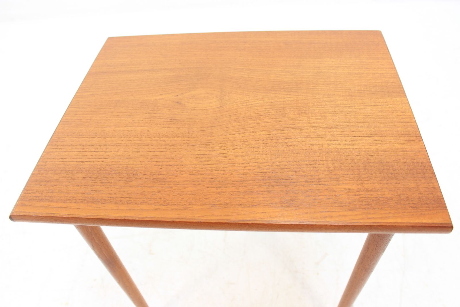 Mid Century Single Nesting Table, Denmark, 1960s. photo vintage