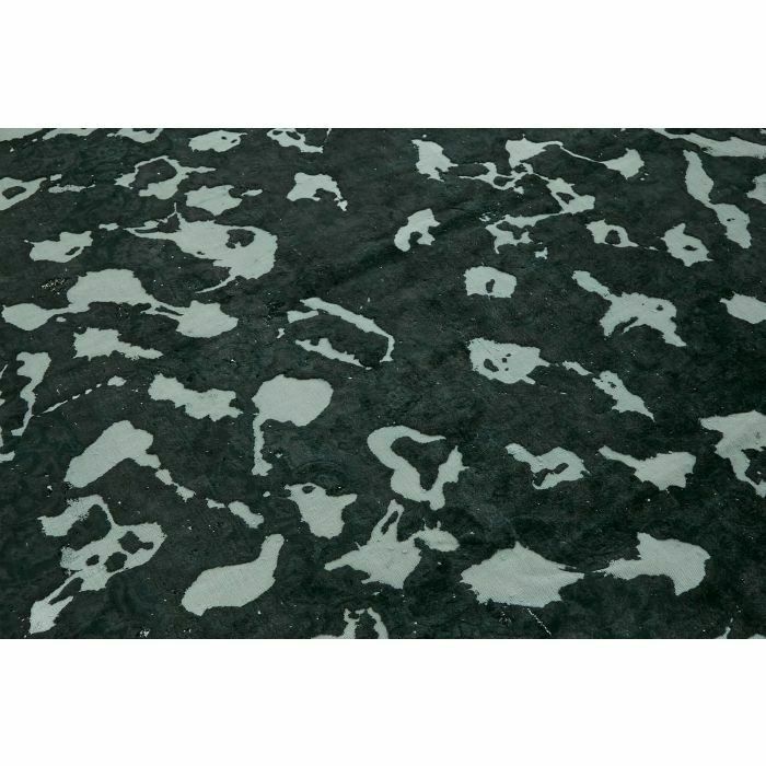 photo furniture Grey Overdyed Large Area Rug 308 Cm X 423 Cm