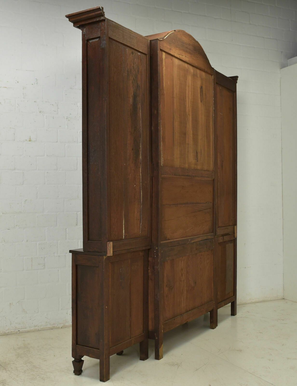 3372.0 Antique! Large Display Cabinet With Secretary, Restored Oak Bookcase photo
