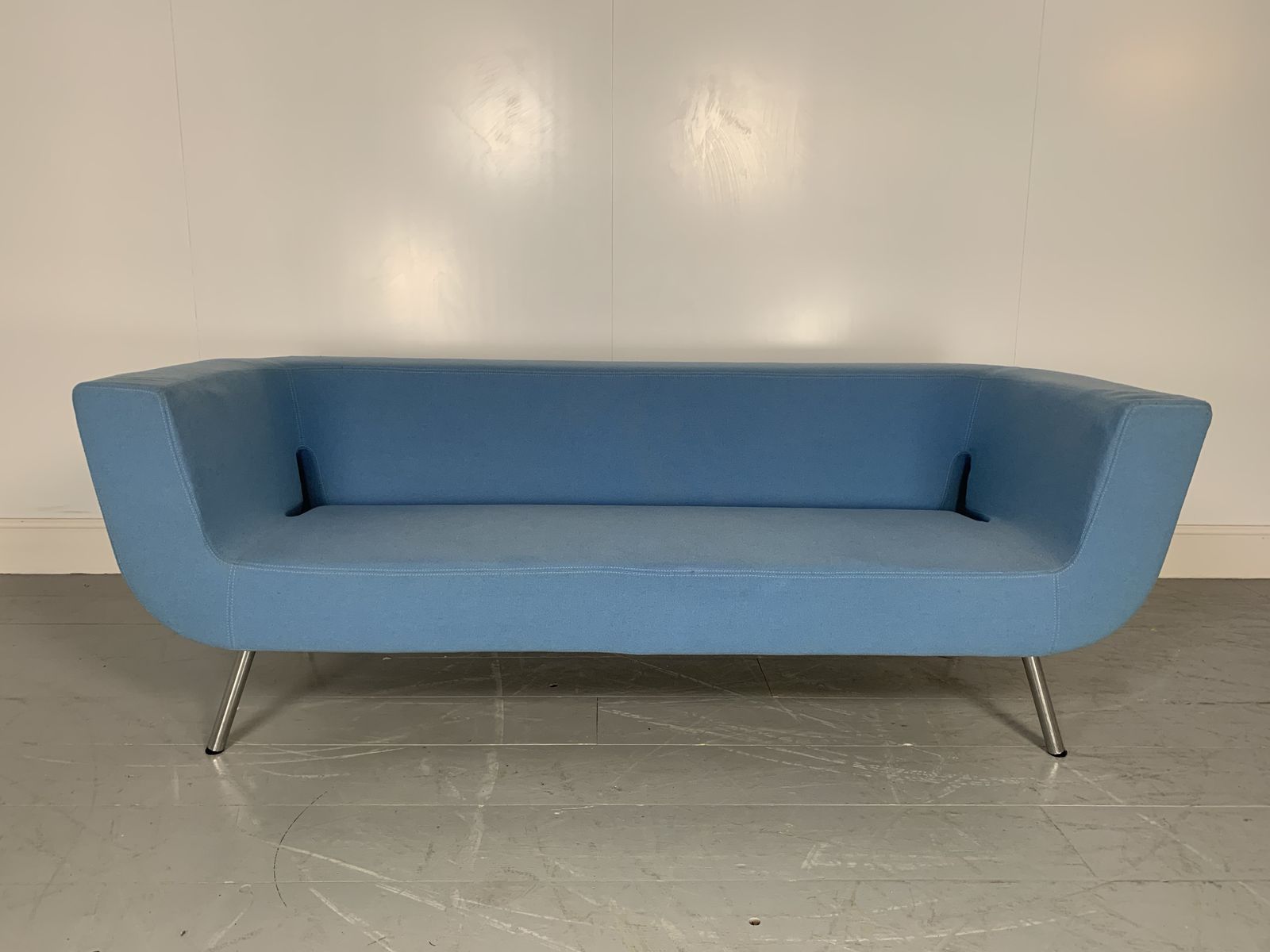 Rare Superb Artifort “Bono” Large Sofa In Mid Blue Kvadrat Wool Fabric photo furniture