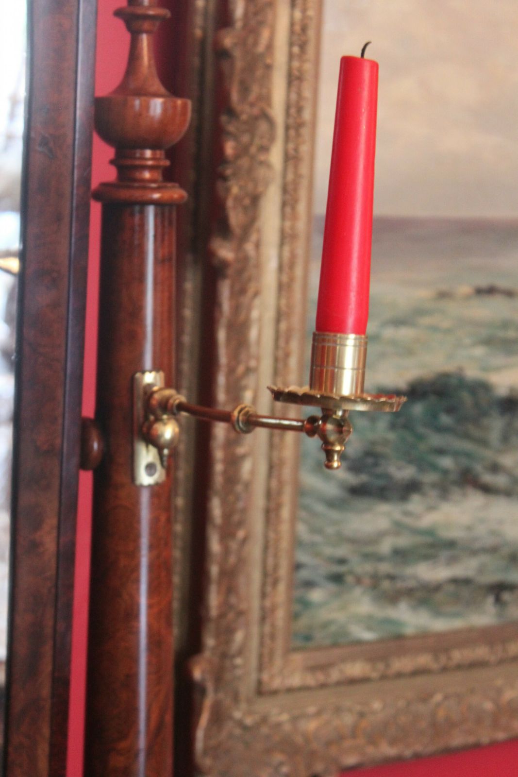 An Outstanding Quality Large Victorian Burr Walnut Toilet Mirror. photo 696.15
