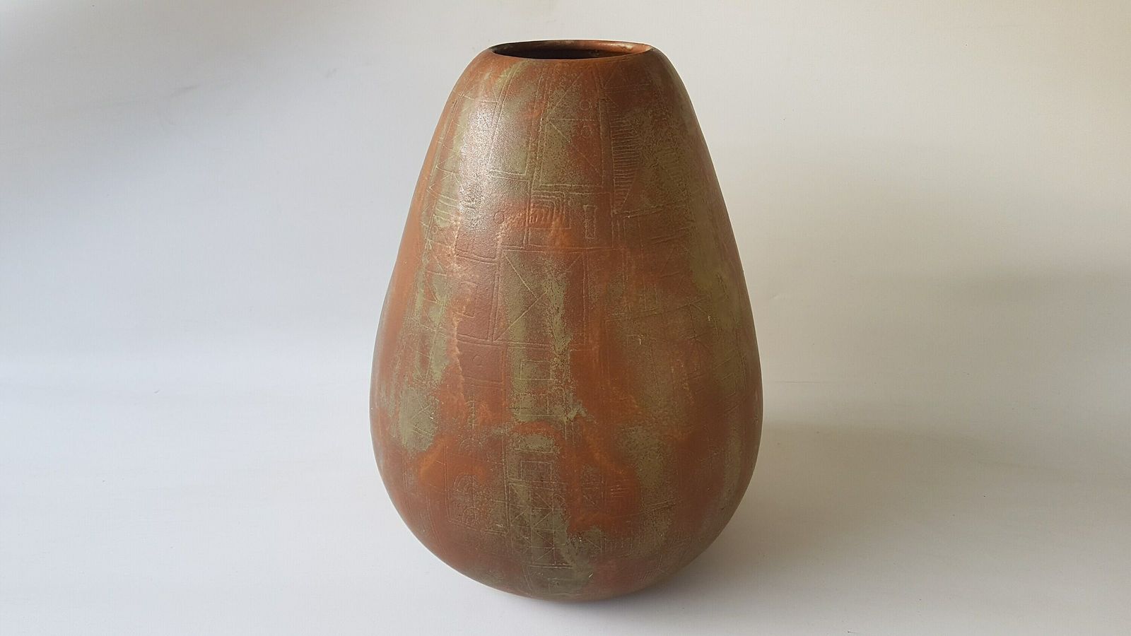 Rare Xxl Lu Klopfer Vase, 1950's With A Copper Like Brown Glaze