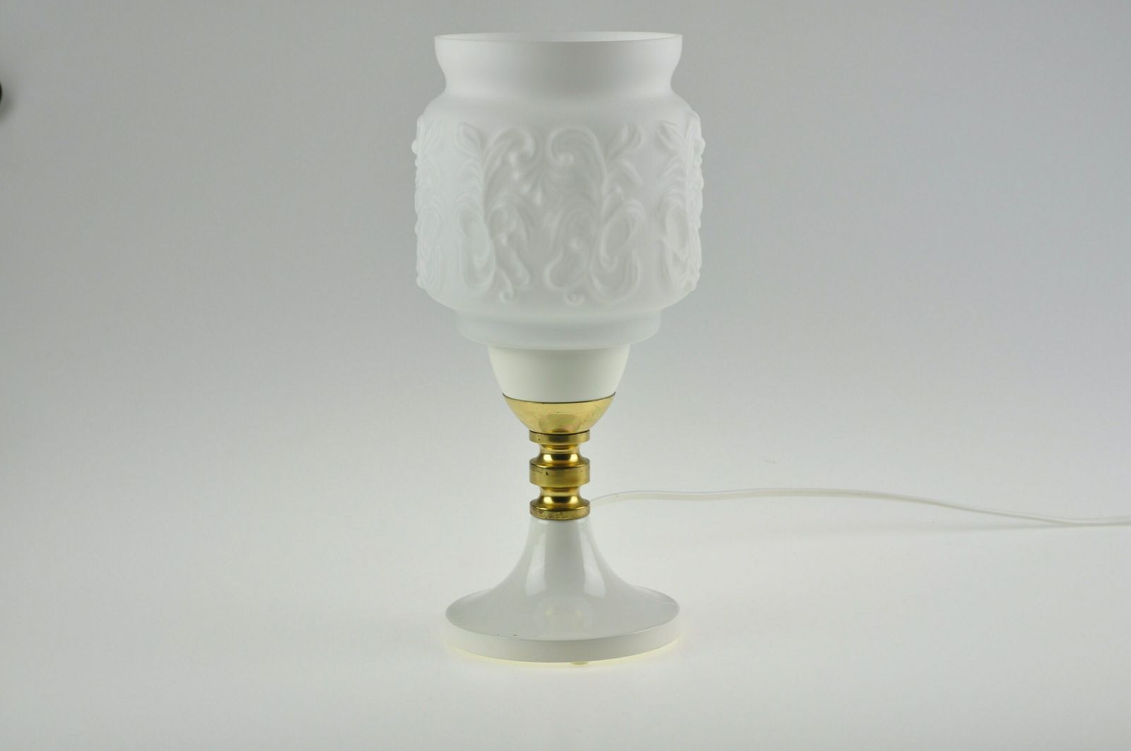 Midcentury Bedside Lamp, Mid Century Bedside Lamp, Table Lamp, Desk Lamp, Bedside Lamp, Mid Century Desk Lamp, Mid Century Lamp, White Lamp photo vinterior