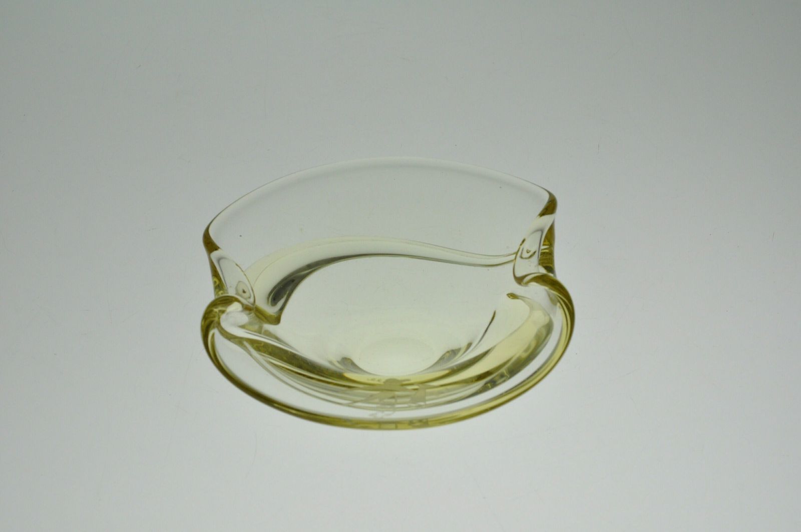 photo for sale Miroslav Klinger Zbs Ashtray, Glass Ashtray, Mid Century Glass, Vintage Glass, Bohemian Glass, Art Glass, Ashtray, Midcentury Ashtray