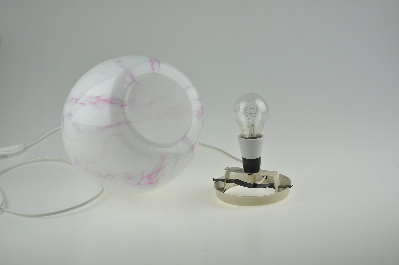 Mid Century Atomisch Glazen Lamp, Bureaulamp, Tafellamp, Mid Century Lamp, Sfeerlamp, Vintage Lamp, Nachtkastlamp, Vintage Verlichting photo vinterior