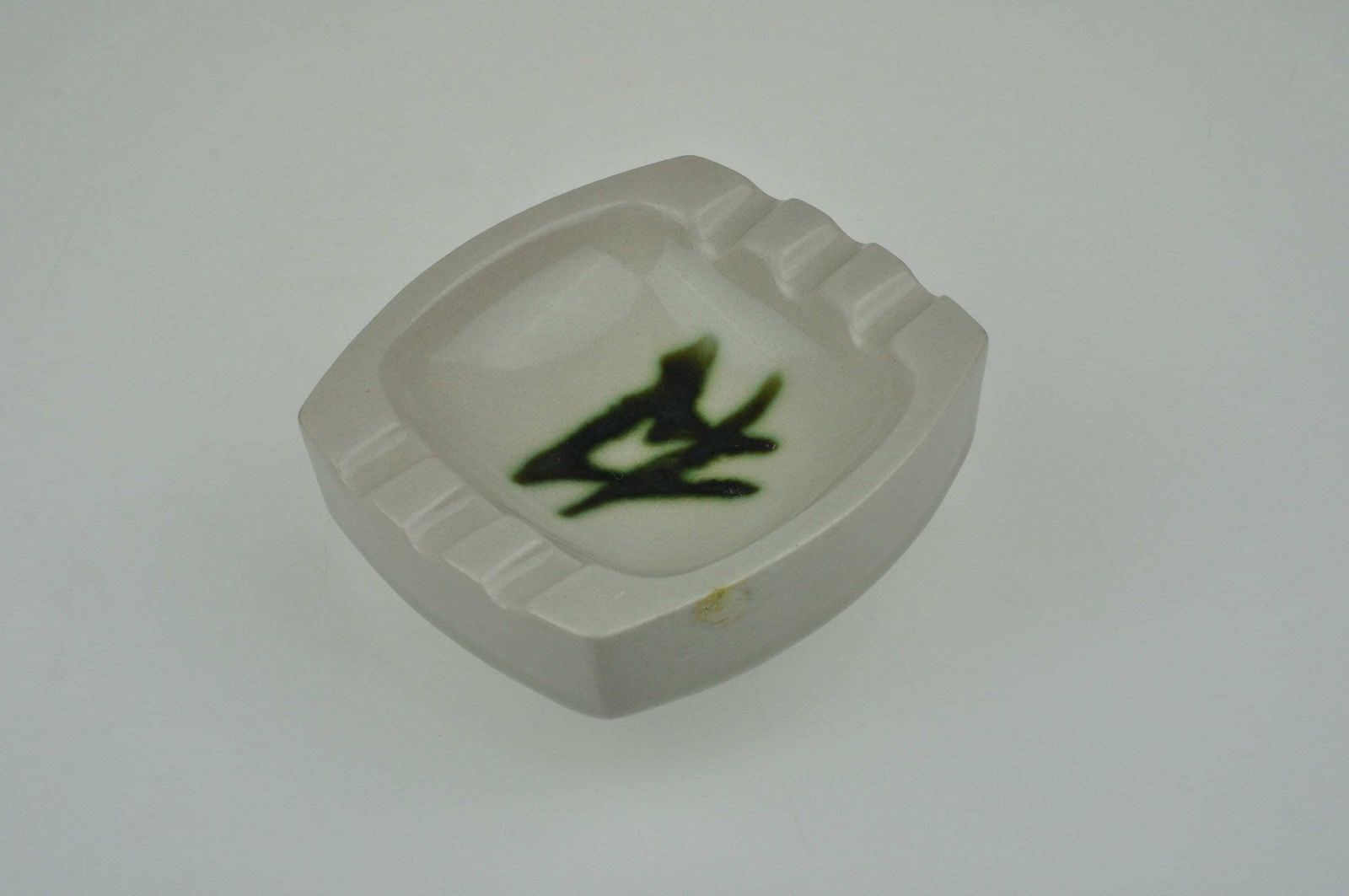 photo furniture Ditmar Urbach Ceramic Bowl And Ashtray, Ditmar Urbach, Modernist Bowl, Mid Century Bowl, Mid Century Ashtray, Ceramic Bowl, Ceramic Ashtray