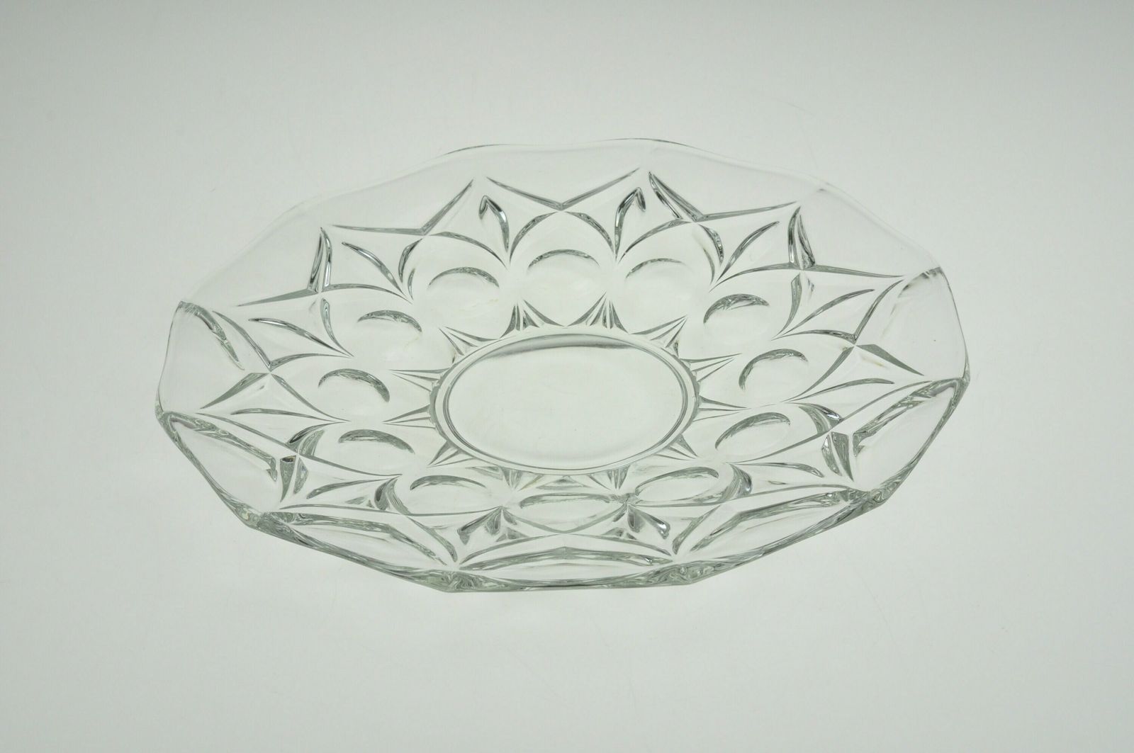 Tsjechisch Vintage Rond Glazen Dienblad, Vintage Glazen Dienblad, Rond Glazen Dienblad, Tsjechisch Glas, Vintage Glaswerk photo for sale