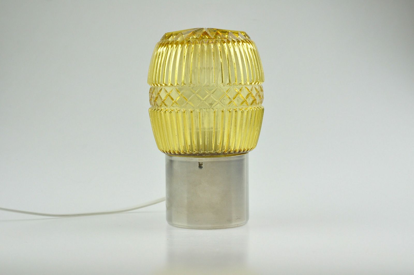 Mid Century Desk Lamp, Metal Lamp, Desk Metal Lamp, Table Lamp, Desk Lamp, Bedside Lamp, Mid Century Lamp, Yellow Lamp, Table Light