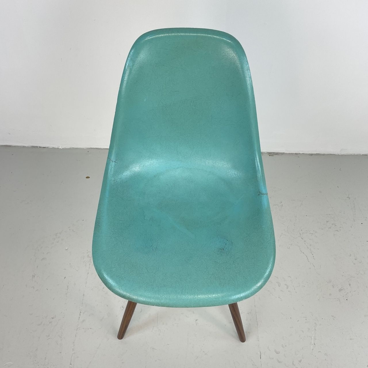 Eames Herman Miller Dsw Side Chair In Turquoise Blue photo vintage