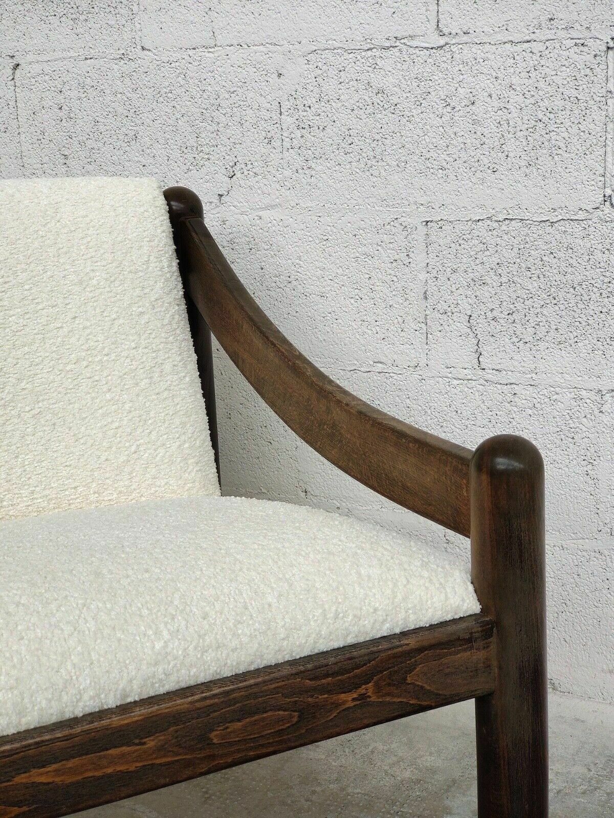 Carimate 930 Armchair   Italy   70's photo 2916.0