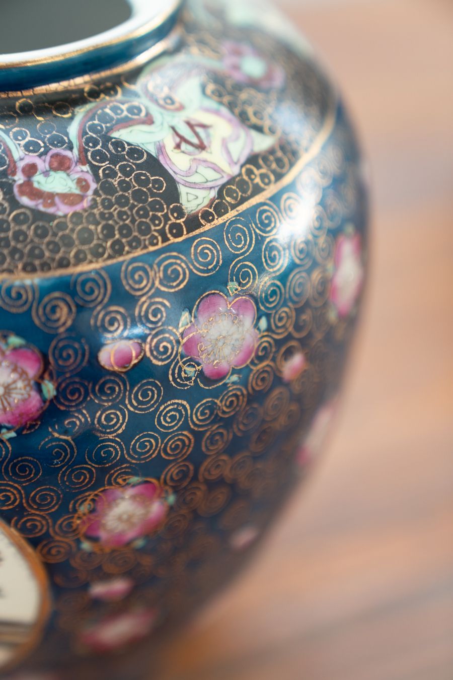 Japanese Porcelain Vases, Meiji Period, 19th Century Oriental Porcelain Art, Set Of 2 photo for sale