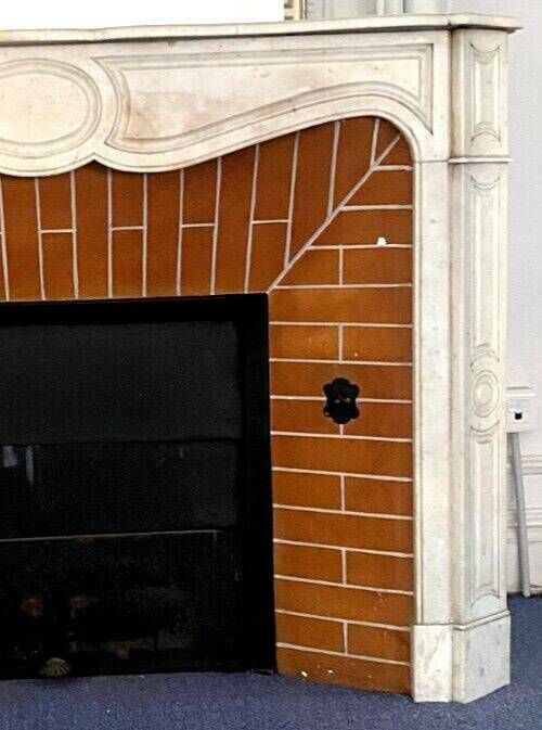 photo furniture Louis XV Style Fireplace Model Pompadour White Carrara Marble 20th Century