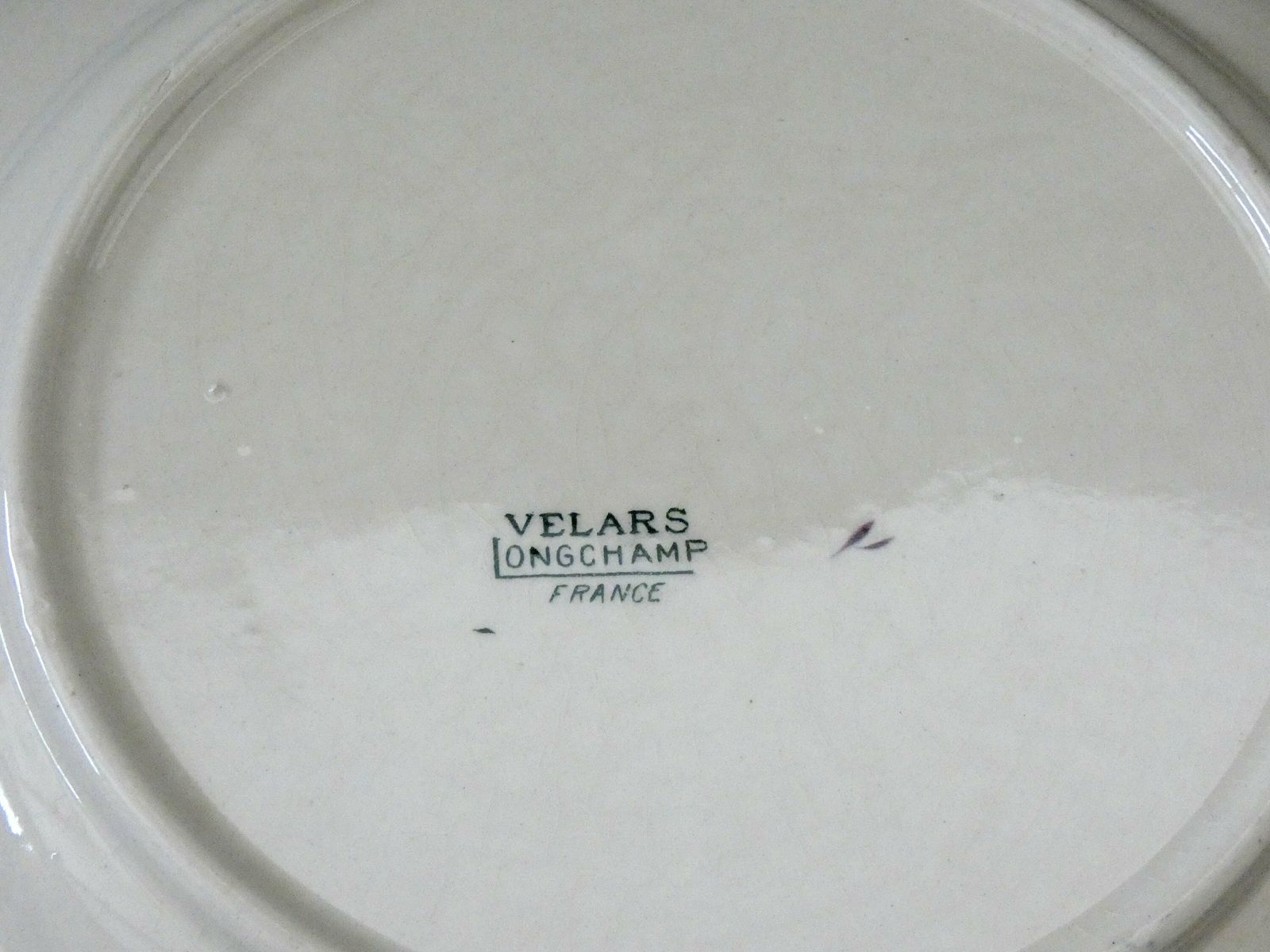 2 Antieke Longchamp Terre De Fer "Velars" Aspergeborden, Handgeschilderde Ironstone Aspergeschotels, Frankrijk 1915 photo vintage