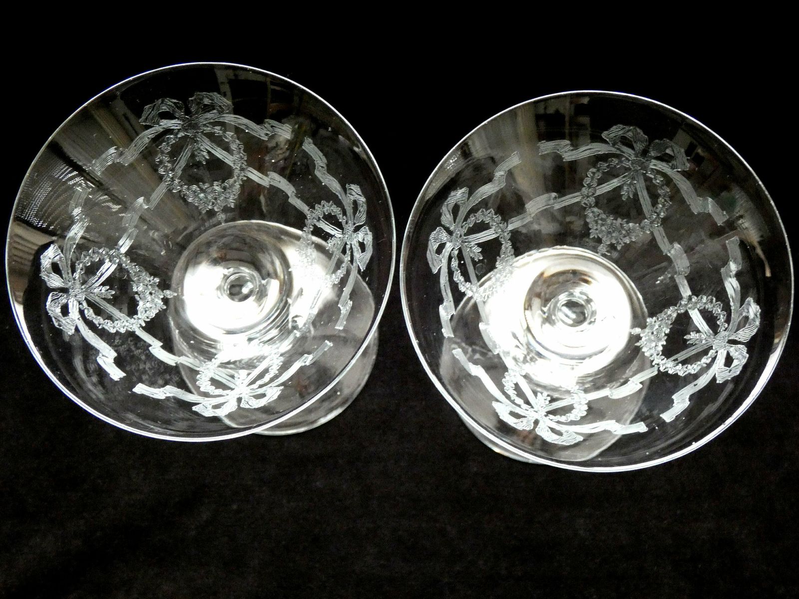 2 Vintage 1950s Italian Champagne Glasses Etched Crystal Martini Cocktail Glasses Collectible Glassware photo 185.0
