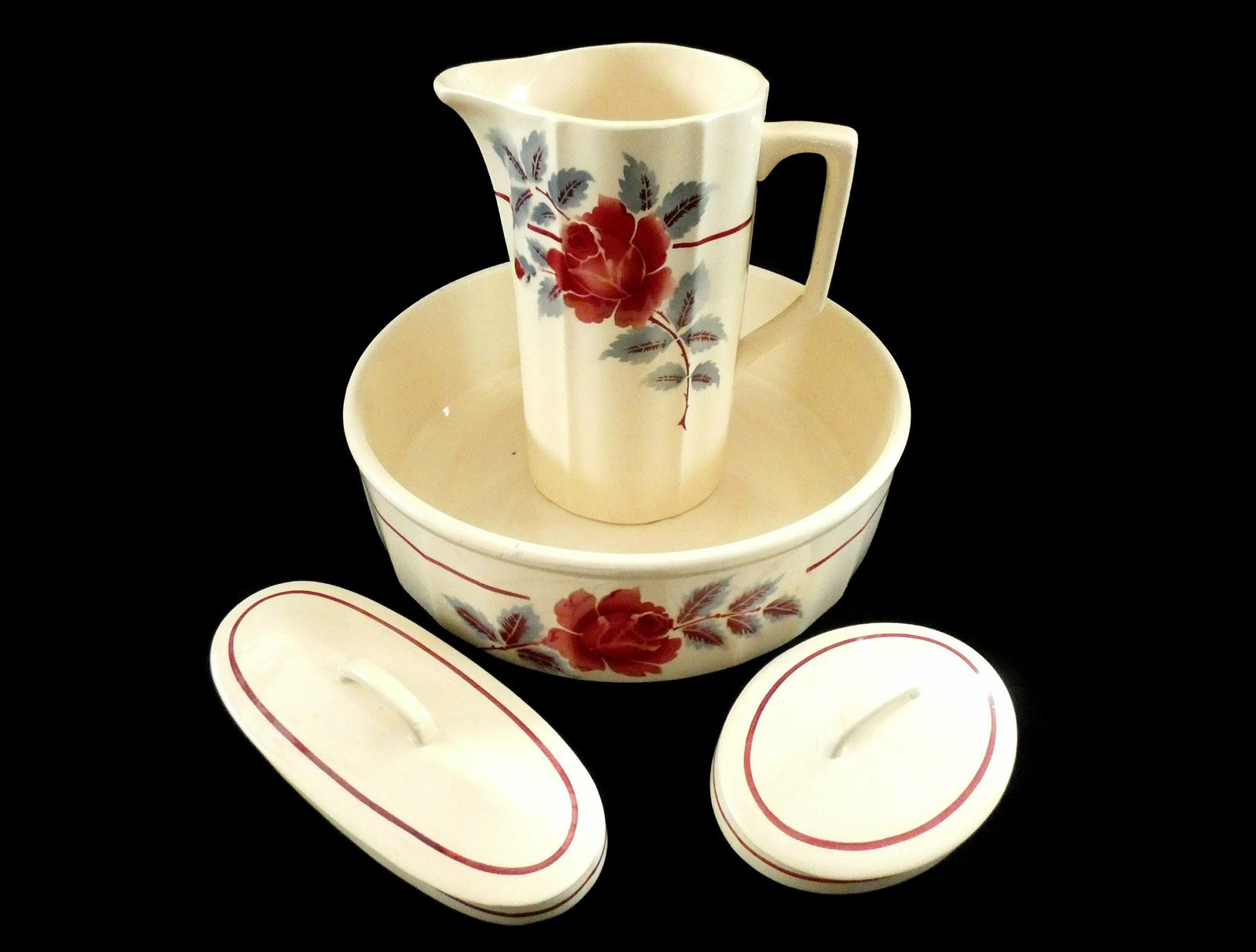 Antique Moulin Des Loups Hamage Ceramic Rеd Rose Floral Ornaments Washing/Bathroom Set Soap And Toothbrush Bowl France 20 30s photo vinterior