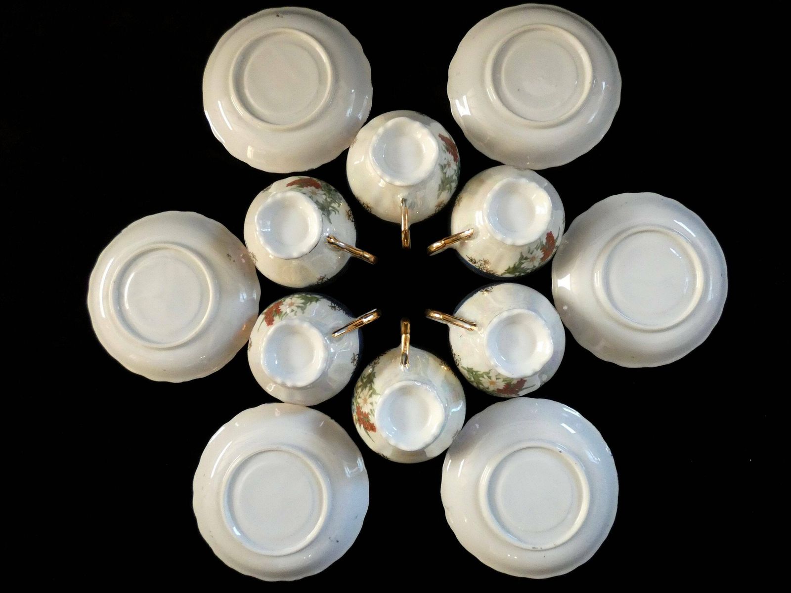 6 Antieke Franse Koffiekopjes – Demitasse Porselein Kopjes En Schoteltjes Met Gouden Rand, Blauwe, Rode En Gele Bloemen, Jaren 1920 photo buy