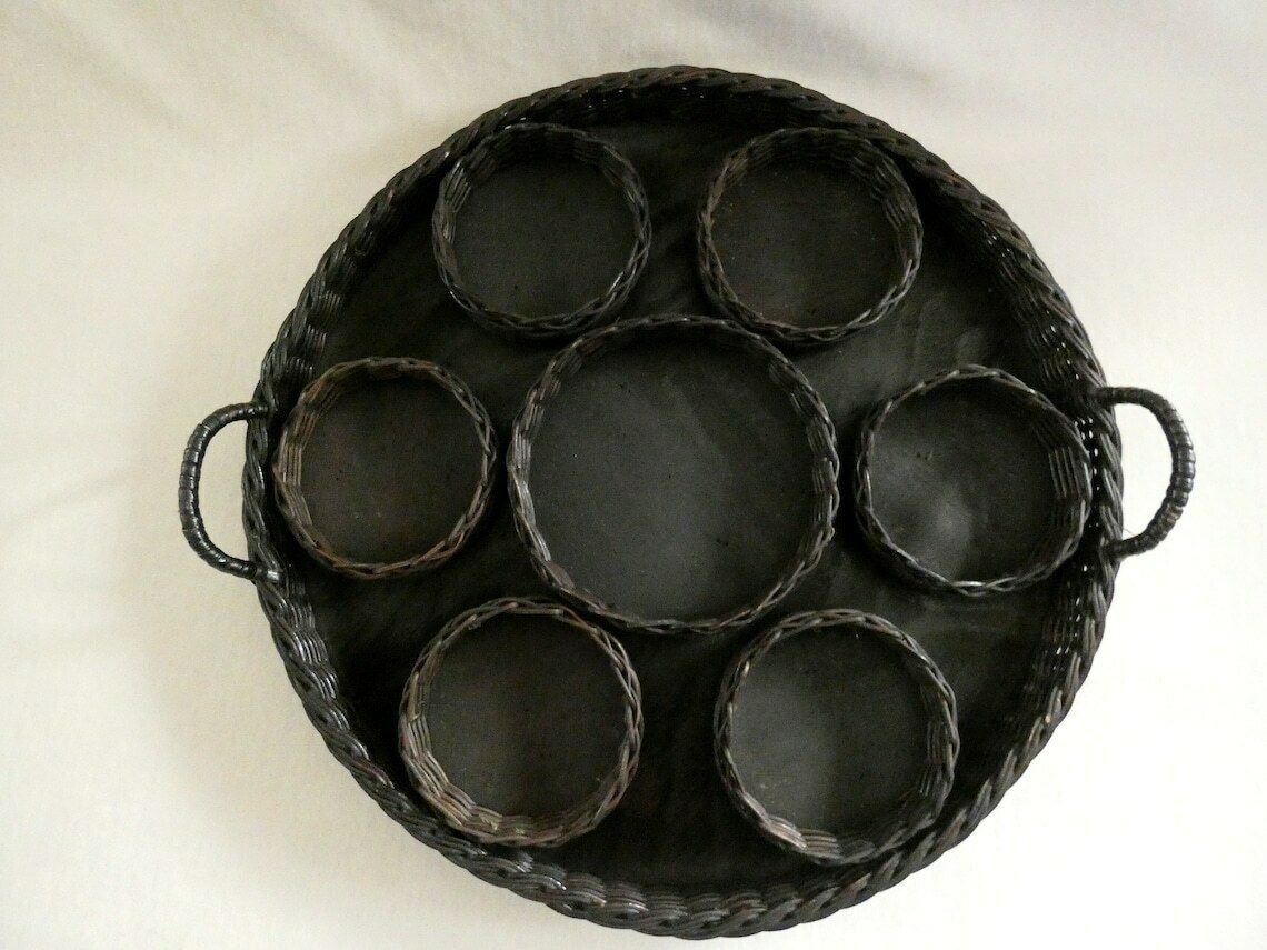Large French Wicker Tray, Vintage Woven Rattan Platter, Rustic French Round Wicker Serving Set, Vintage French Wicker Basket photo for sale