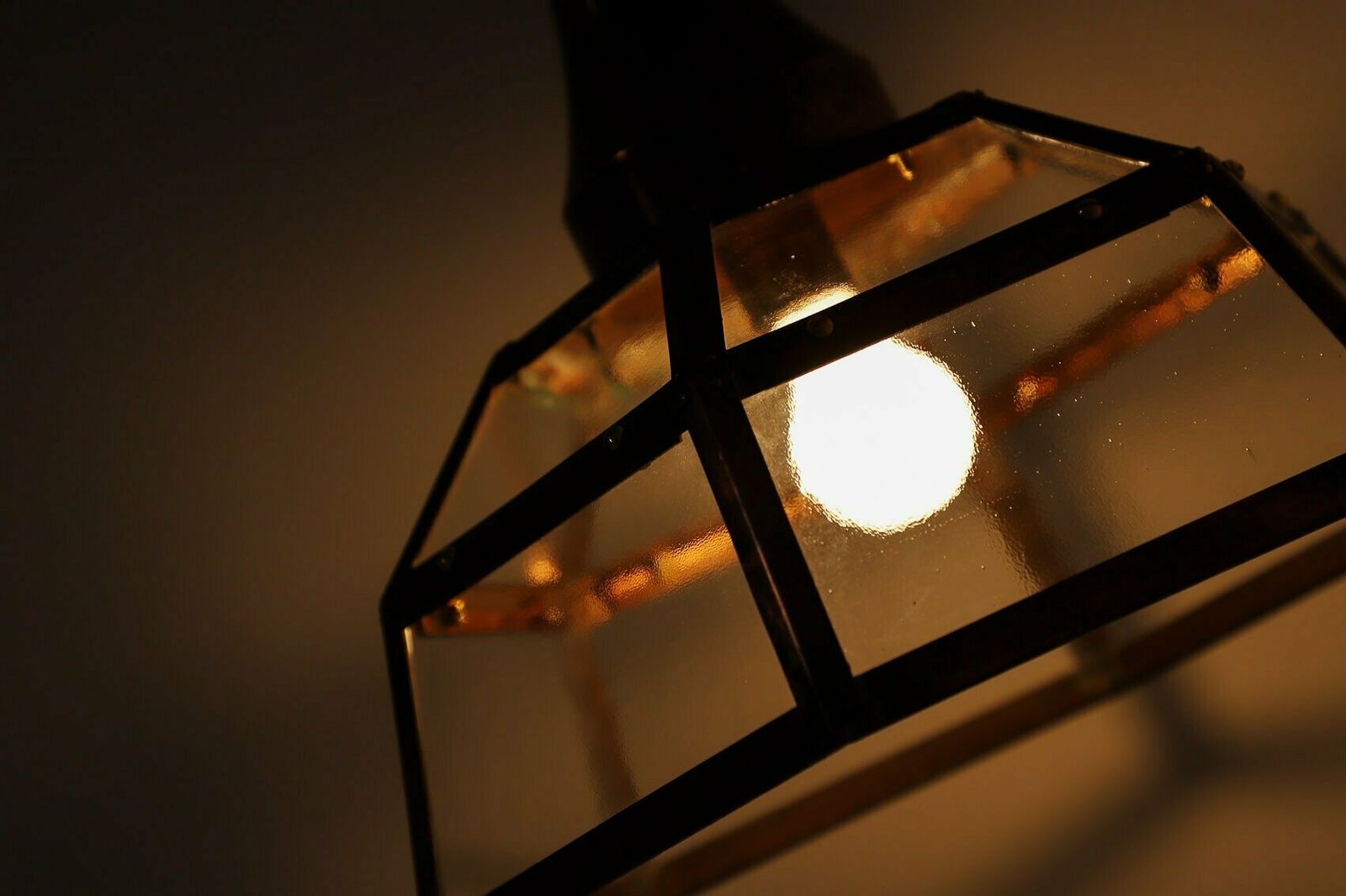 1171.0 British Rail Platform Lantern – Leeds – Aged photo