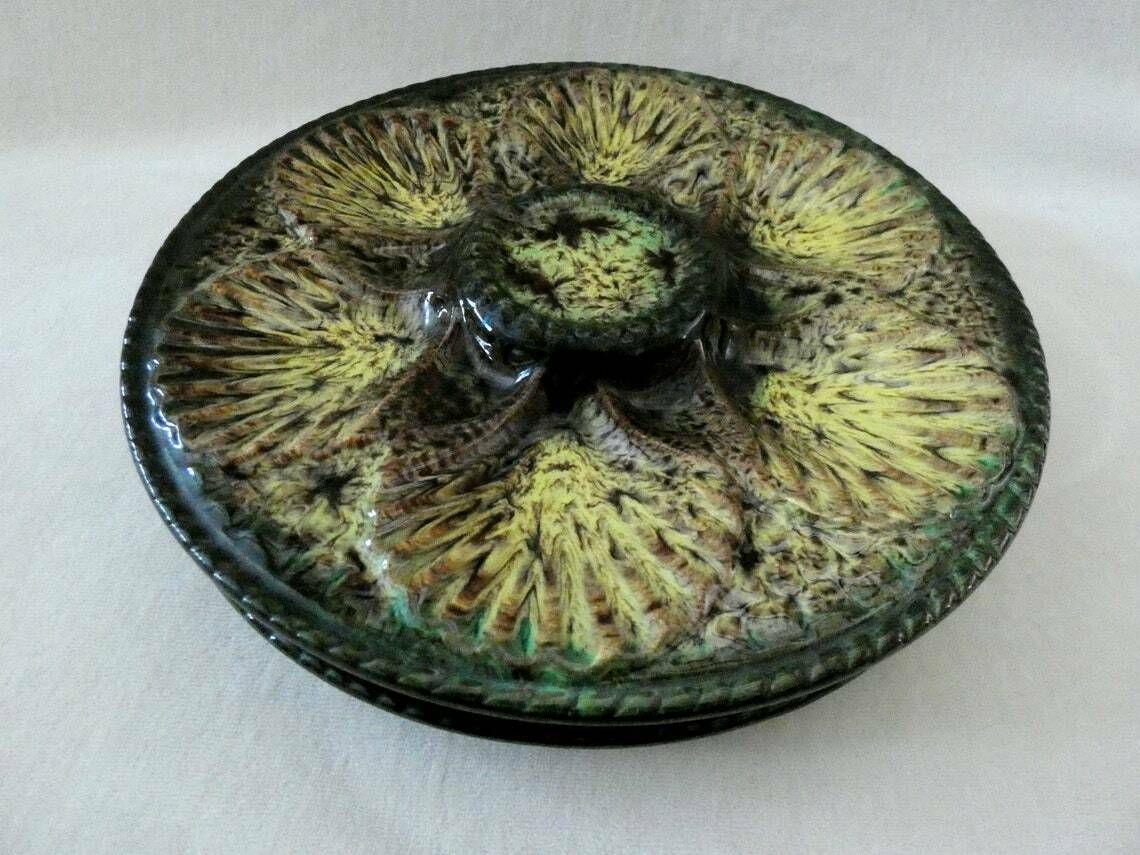 1 Rare Marius Giuge Oyster Plate, Vintage Majolica Oyster Platter Vallauris Pottery France 50s photo Home Decor