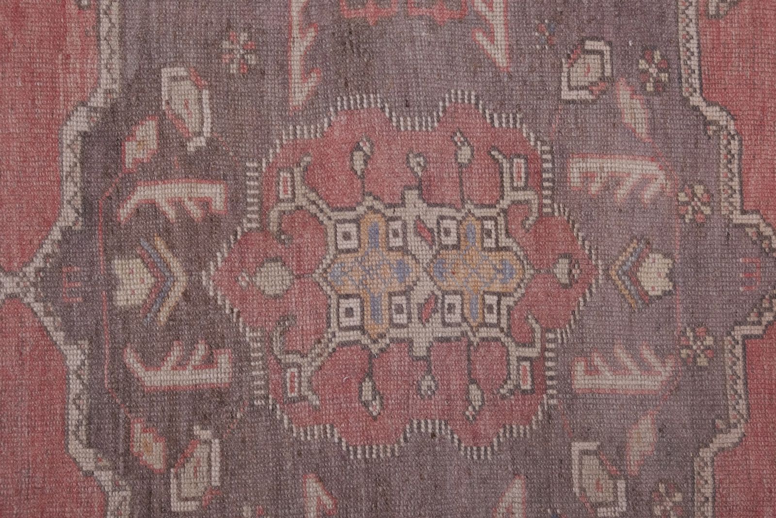 photo furniture 1960s Hand Knotted Anatolian Karapinar Rug 4'9'' X 11'1''