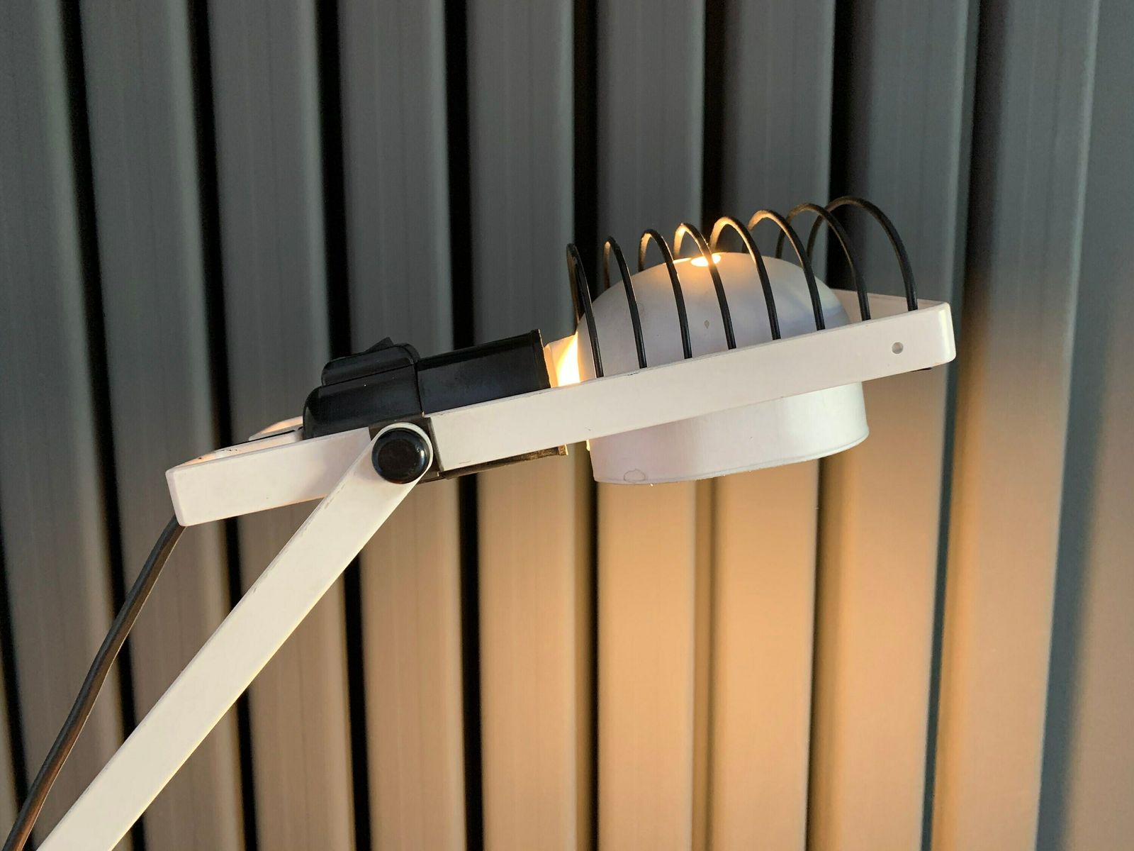 Modellamp "Sintesi" Tavolo van Ernesto Gismondi voor Artemide / Italië jaren 70 photo furniture