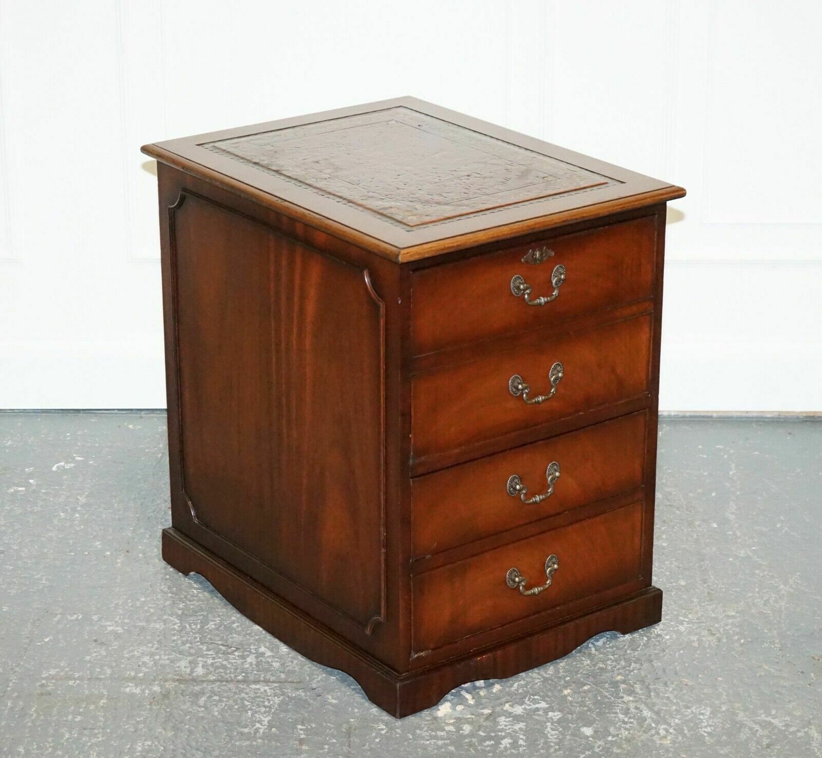 Mahogany Gold Embossed Brown Leather Top Filling Cabinet photo furniture
