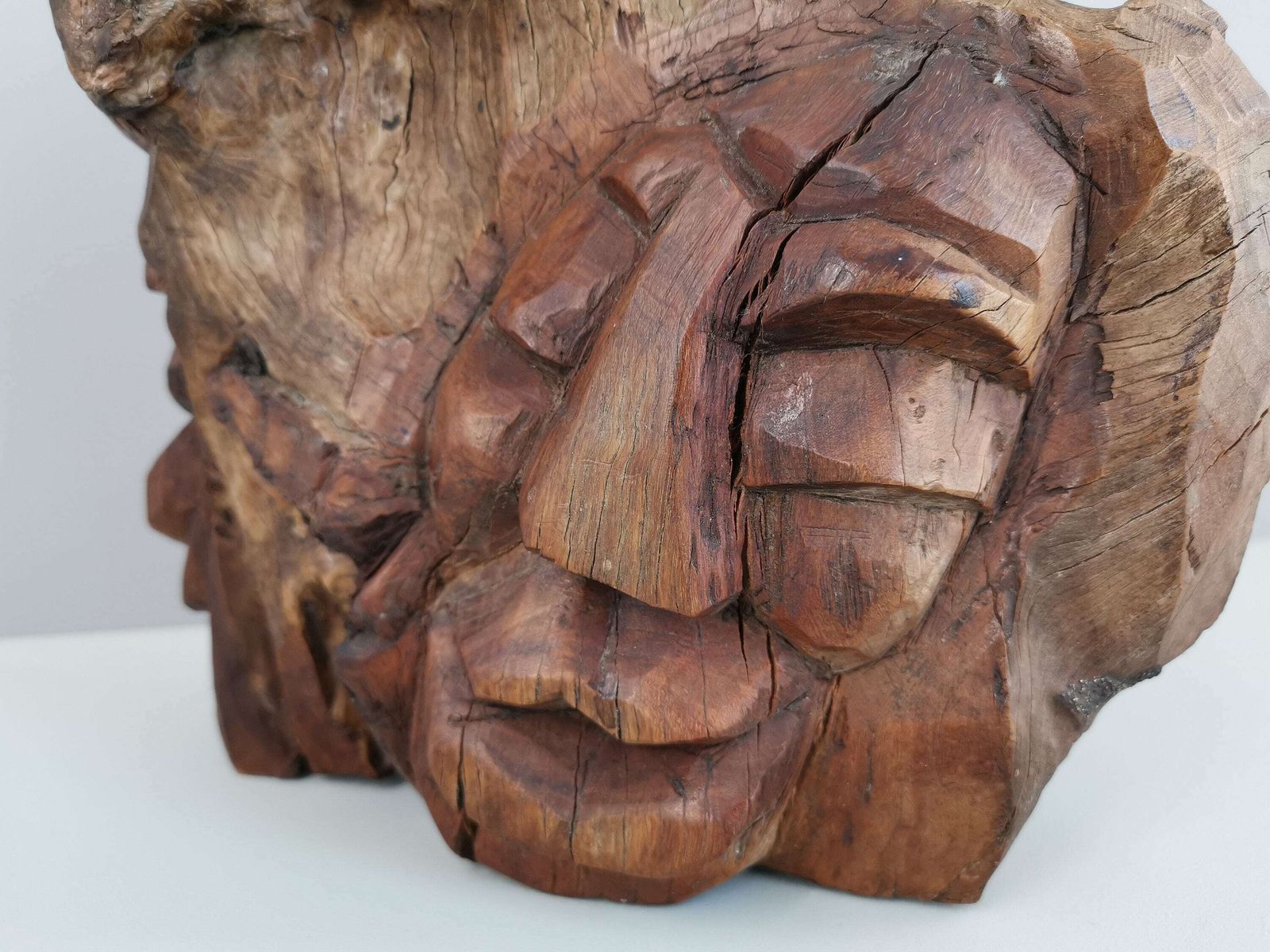 Sculptuur Van 2 Gezichten In Hout, Raw Art / Brutalist / Modernist / Art / Jaren 1950 / Mid Century / 1950 / Frankrijk / Twintigste Eeuw photo for sale
