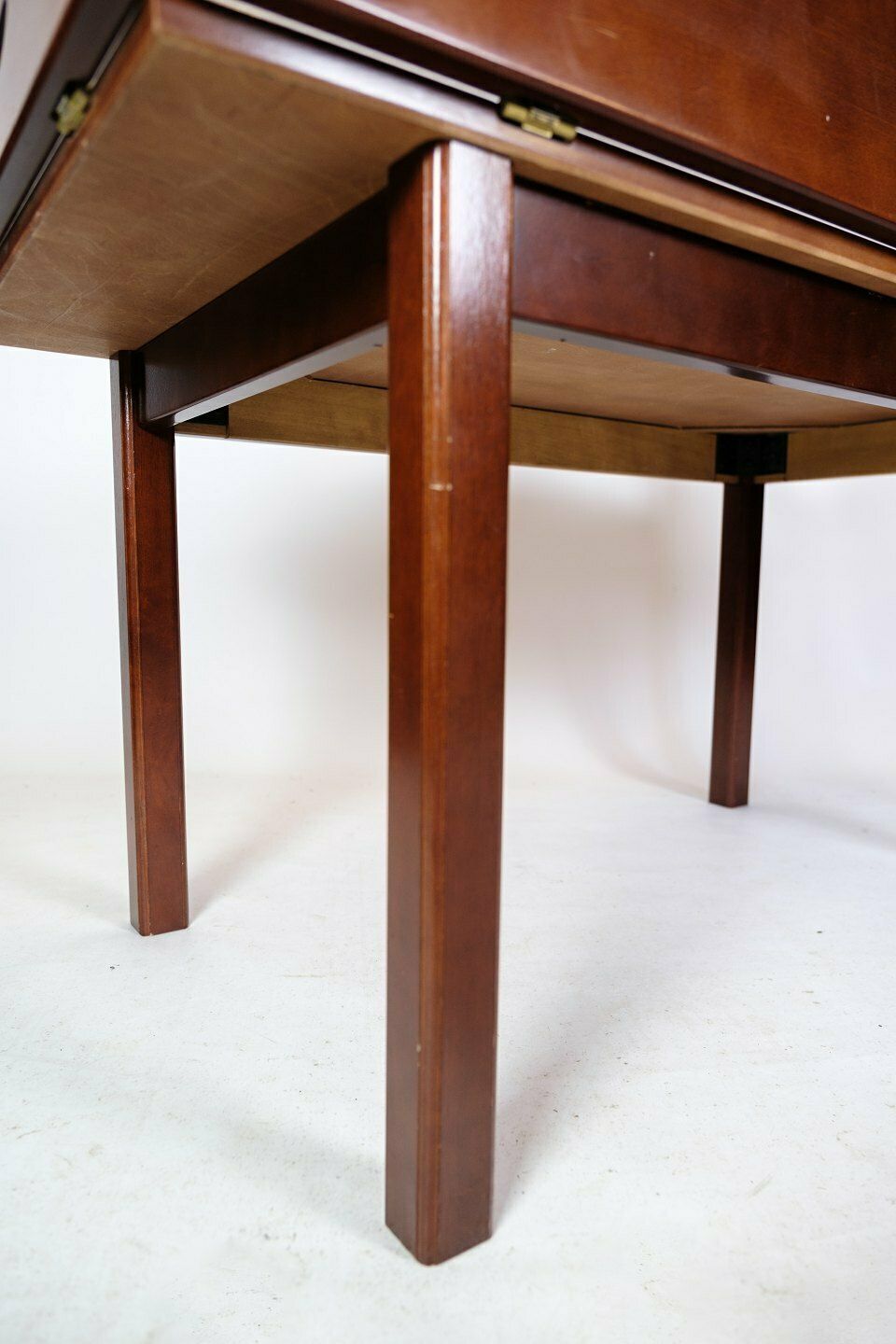 Coffee Table In Polished Mahogany  & Brass Fittings From 1940s photo vinterior