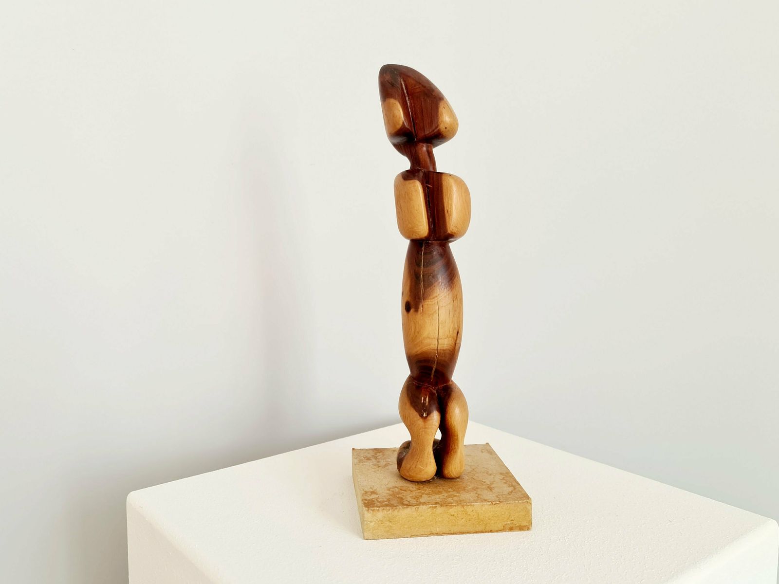 Modernist Sculpture Signed In Wood With Organic Forms / Art / Collection / Mid Century / Vintage / Xxth Century