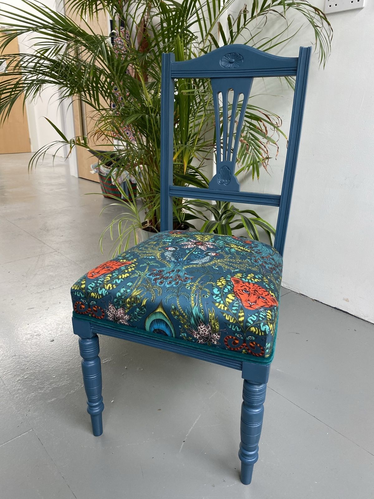 Georgian Dining Chairs, Traditionally Reupholstered And Revamped photo 850.0