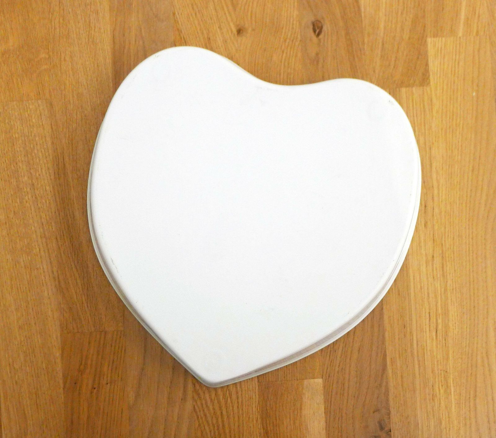 Heart & Strawberries Dish photo for sale