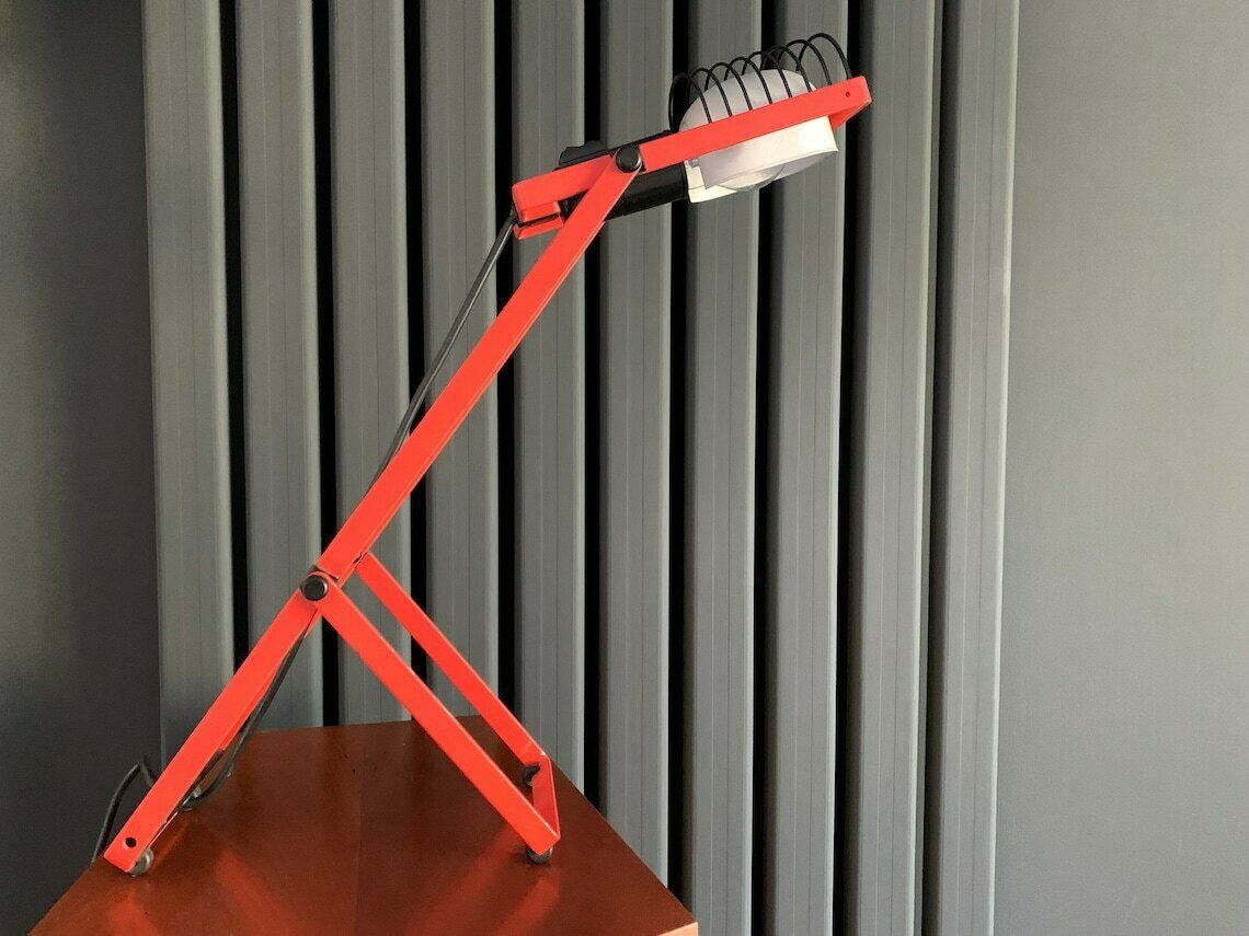 Red Lamp Model "Sintesi" By Tavolo By Ernesto Gismondi For Artemide / Italy 70s