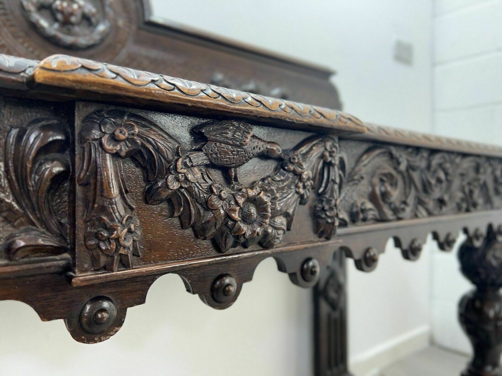 A Large Elizabethan Revival, Lion Mask Carved Console / Serving Table photo vinterior