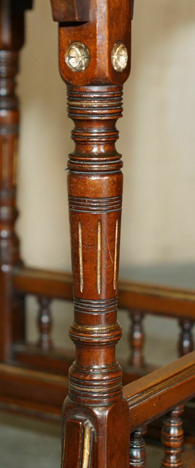 4950.0 Gillows Of Lancaster Aesthetic Movement Amboyna Burr Walnut Occasional Table photo